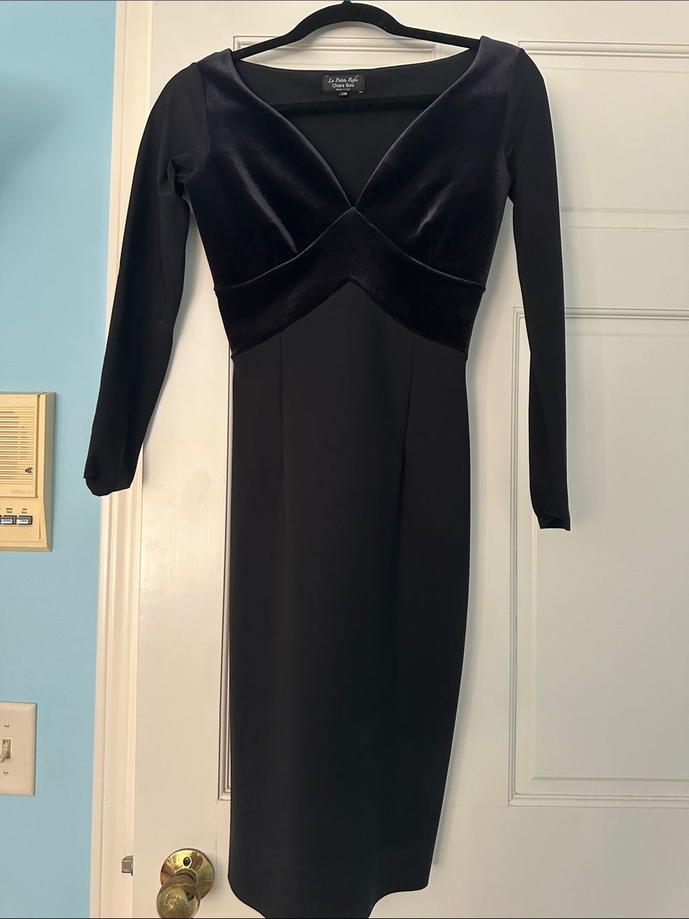 Chiara Boni Black Long-Sleeve Velvet-Panel Sheath Dress